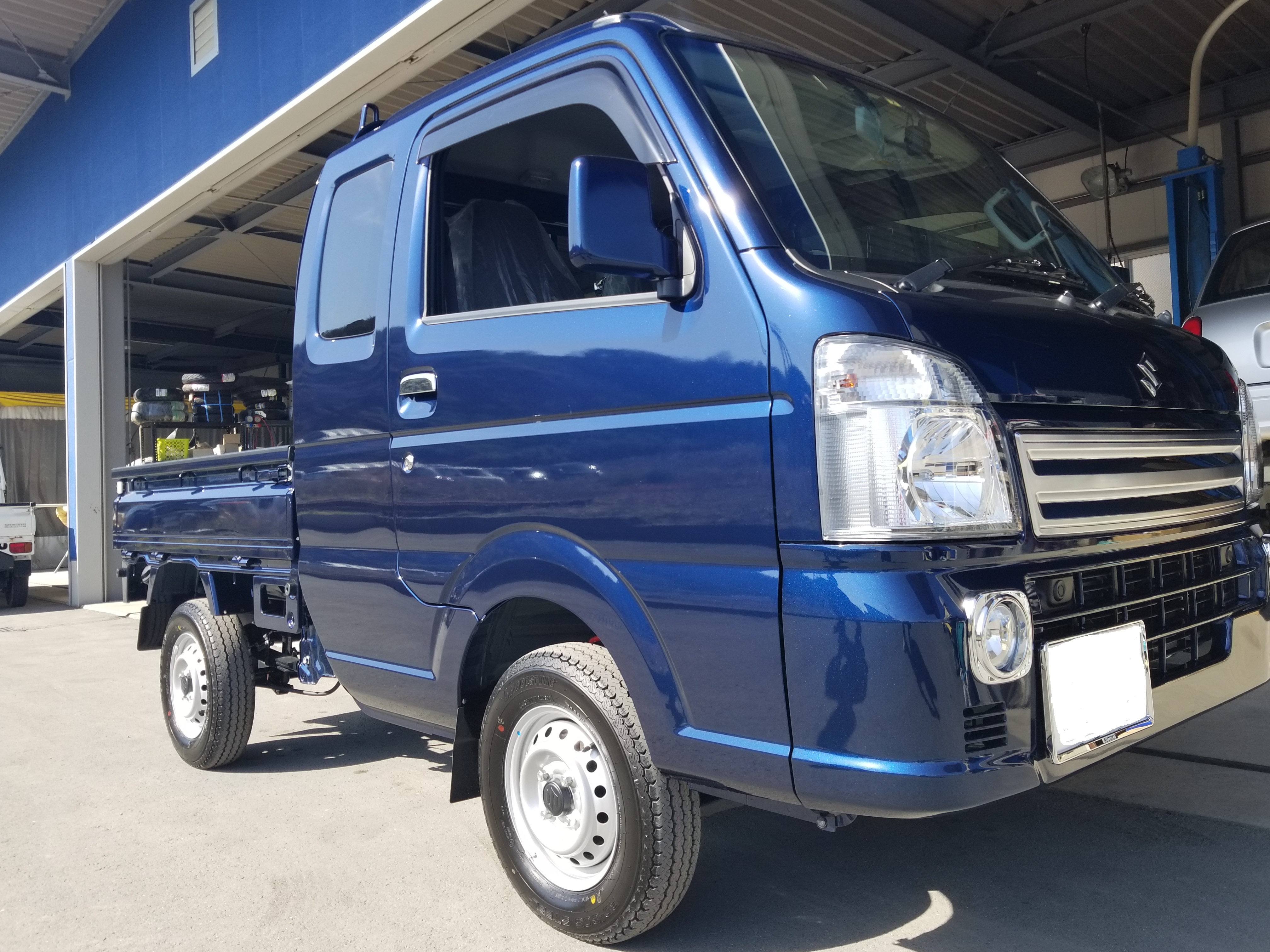 ｽｽﾞｷ ｽｰﾊﾟｰｷｬﾘｨ 納車 | 株式会社 b p
